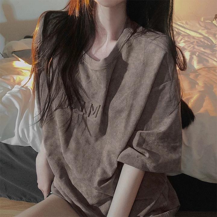 网红时尚炸街新款女装2025复古咖色字母压花个性宽松时尚短袖t恤