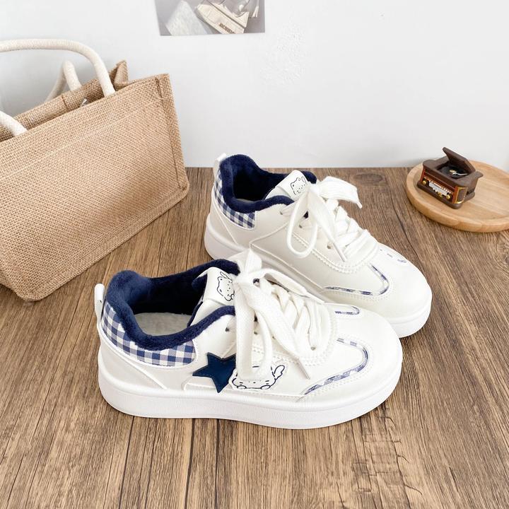 米深兰复古加绒星星板鞋女2025秋冬新款保暖百搭可爱显小脚小白鞋