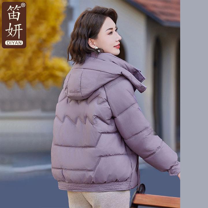 妈妈冬装羽绒棉服外套中老年女短款棉袄气质连帽厚棉衣2025年新款