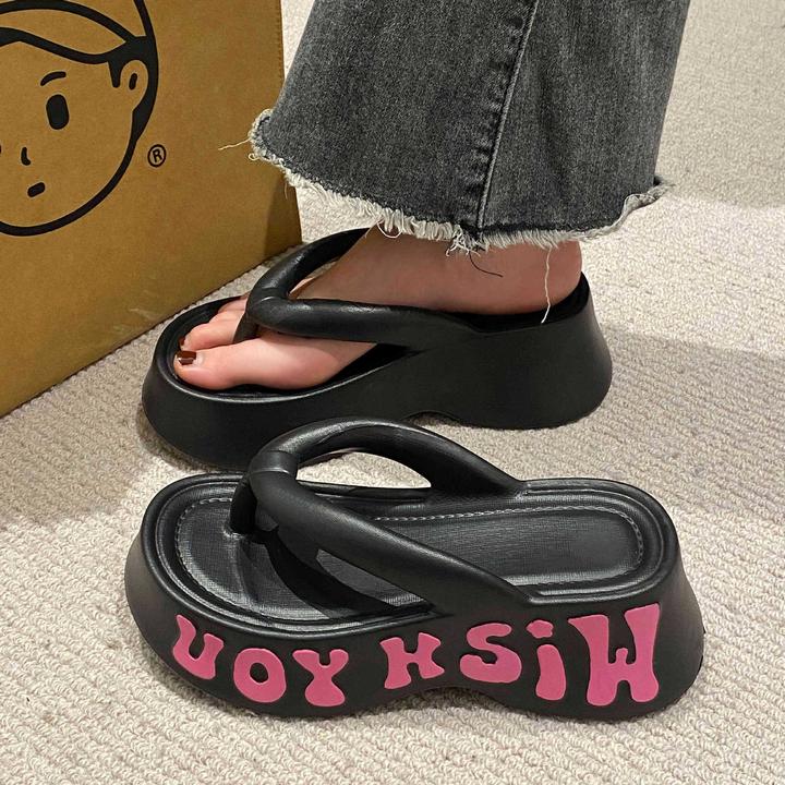 复古港风千金风粗跟人字拖沙滩网红休闲女士百搭厚底防滑夹脚拖鞋