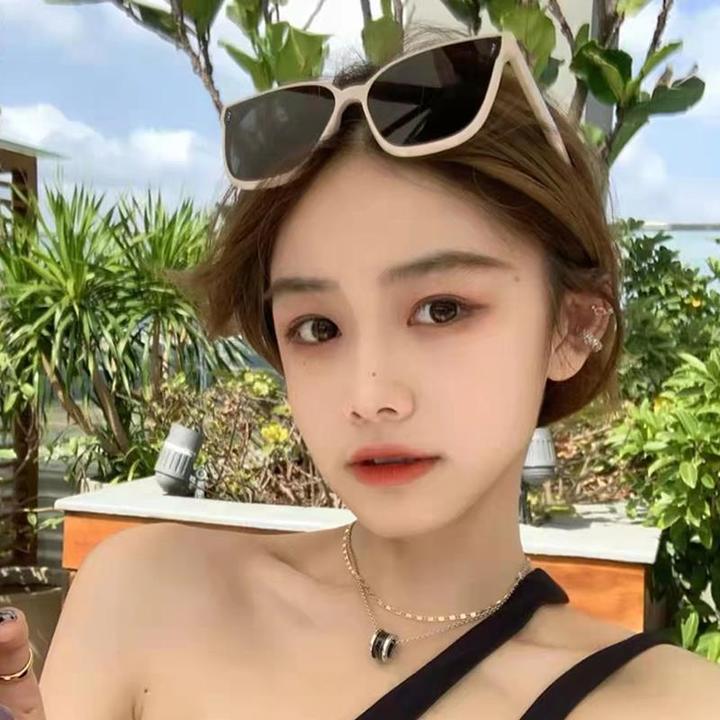 帕森正白框墨镜女士高级感ins2024年新款韩版潮防紫外线强光太阳