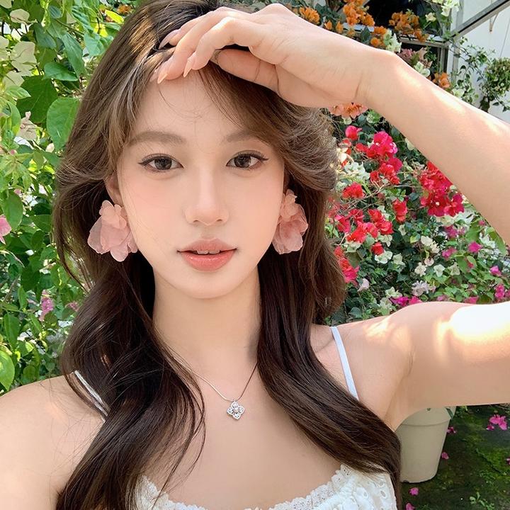 温柔仲夏 多巴胺雪纺感花朵耳环女氛围感小众海边度假风耳饰