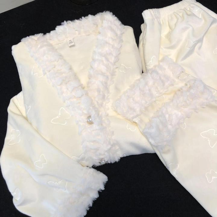 蝴蝶压花海岛绒睡衣女秋冬新款小香风软糯高级感可外穿保暖家居服