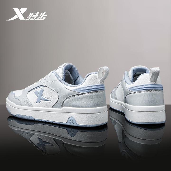 特步男士板鞋2025年秋冬新款减震防滑运动鞋子低帮耐磨滑板鞋男款