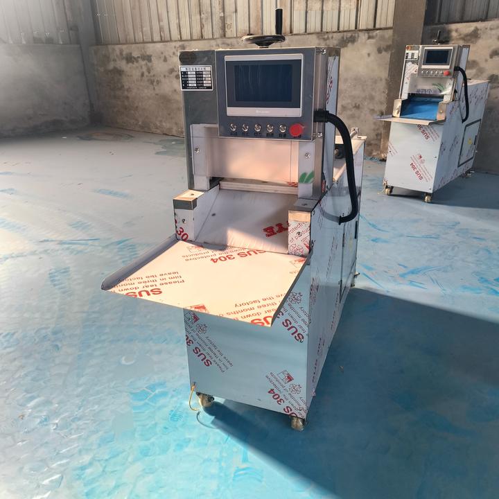 牛羊肉切卷机冻肉商用牛羊肉切片机冻肉大型。商用猪肉切片机饭