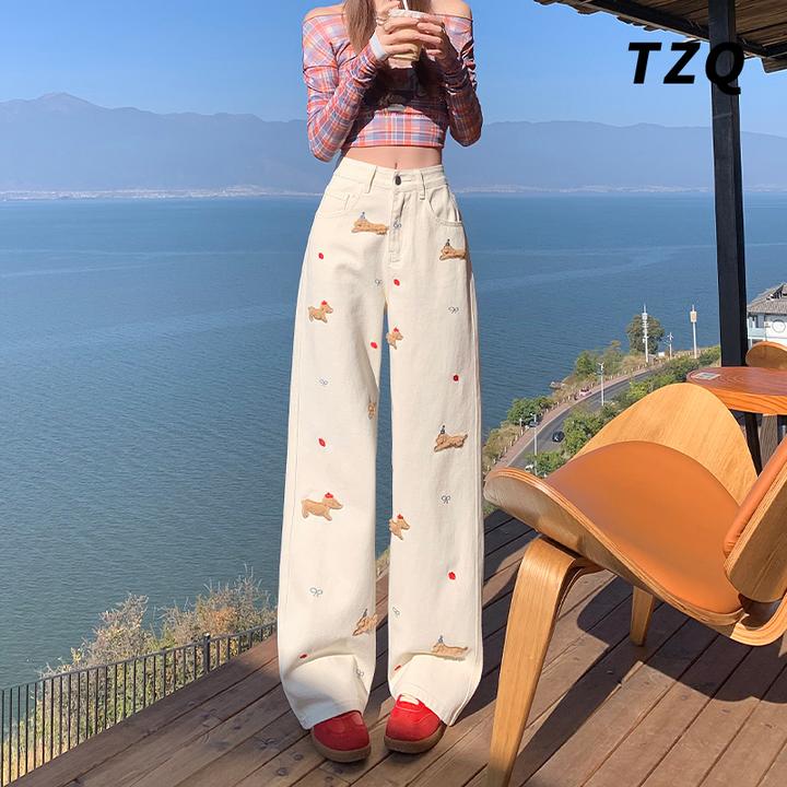 腊肠狗刺绣米白色阔腿牛仔裤女春季新款高腰显瘦直筒裤TZQ2521505