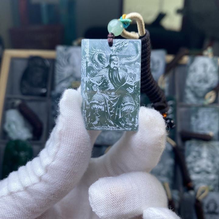 天然翡翠小关公项链双面精工影雕冰种玉石山水牌关羽玉佩二爷挂件