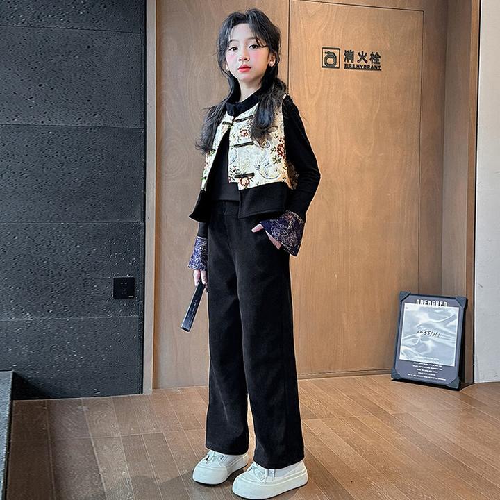 女童套装春装2025新款洋气女大儿童春季时髦古风马甲阔腿裤三件套