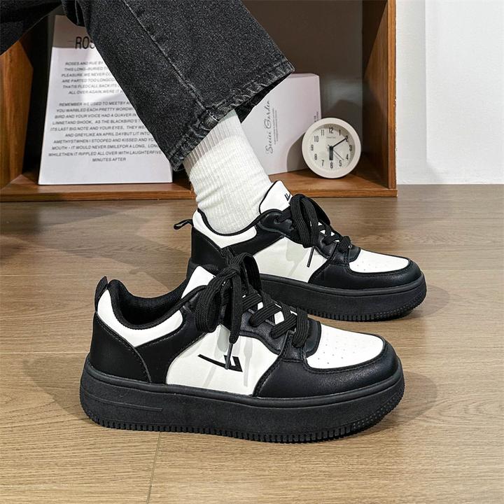 Warrior/回力黑白情侣爆款厚底百搭板鞋男女同款小众增高休闲鞋子