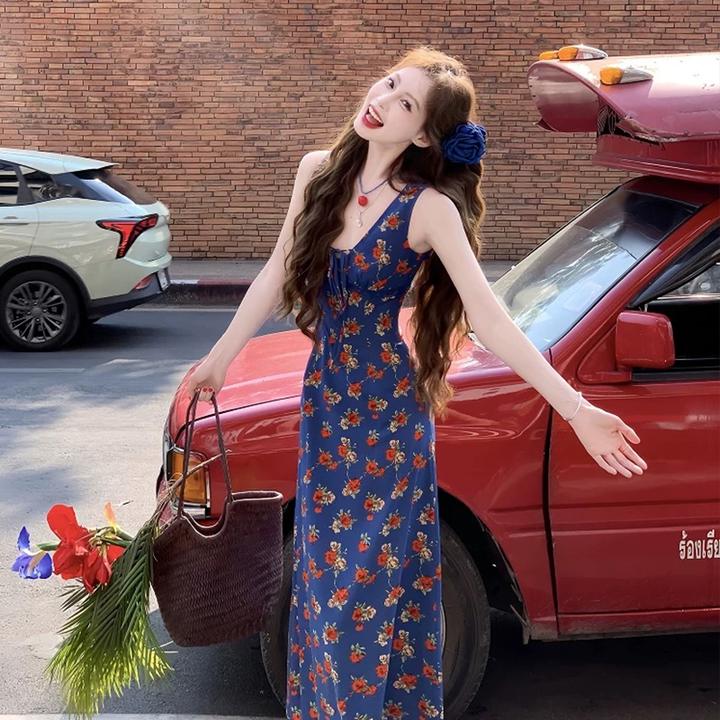 夏季海边度假绝美收腰长裙春装碎花吊带连衣裙子2025年新款女