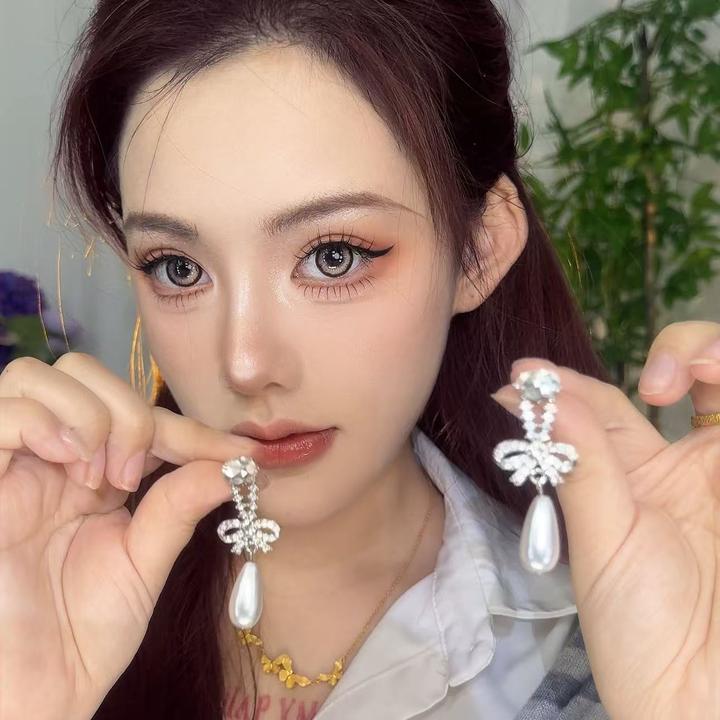 合金耳饰 百搭长款轻奢小众复古气质蝴蝶结耳环女ins潮水钻珠珠耳