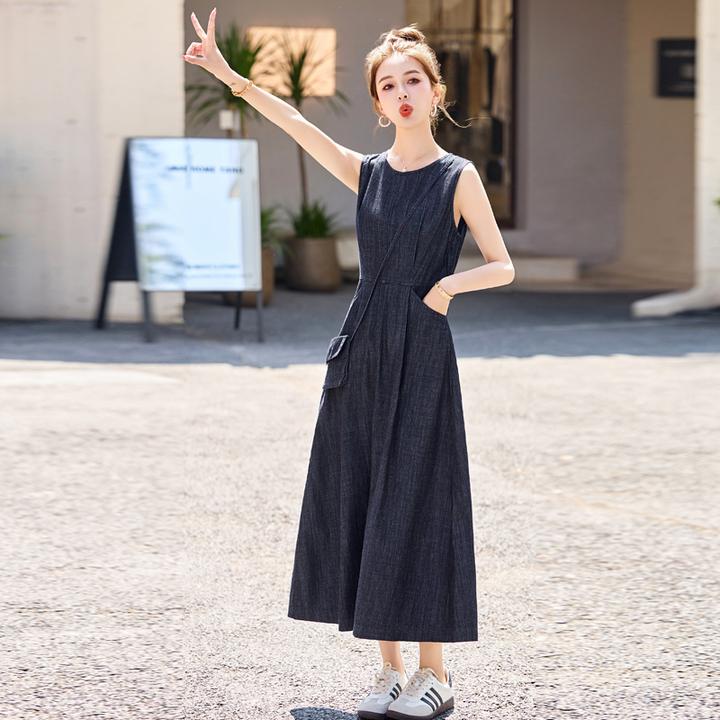 薄款牛仔连衣裙女2025夏季新款高级感气质名媛高端无袖显瘦长裙子