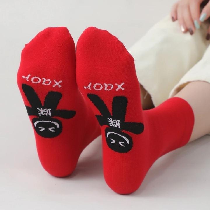 新款踩小人新年袜子黑色红色灰色不掉色袜子网红正品蛇年红色袜子