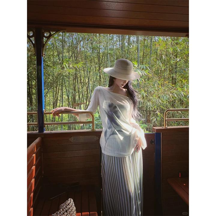 新款时尚气质设计感慵懒风百搭背心长袖罩衫上衣显瘦条纹半身裙女