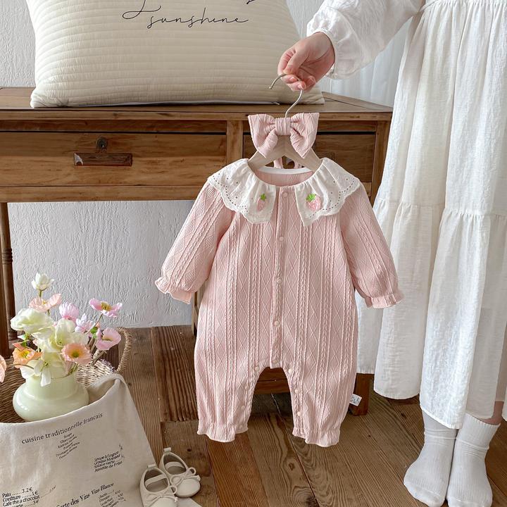 韩版春秋婴幼儿花边圆领草莓长袖包屁衣女宝宝连体衣洋气爬爬服