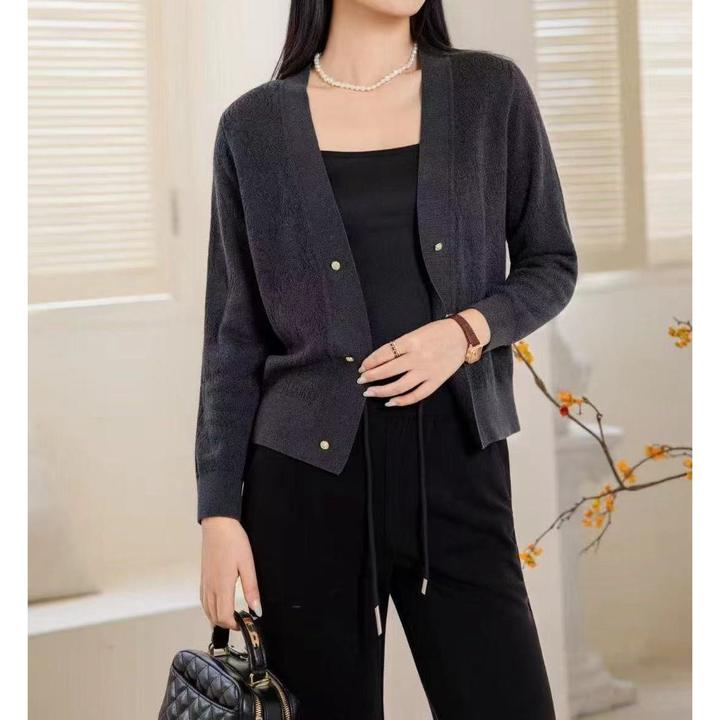 设计款针织开衫女2025春秋薄款毛衣外套宽松慵懒风外搭上衣3369