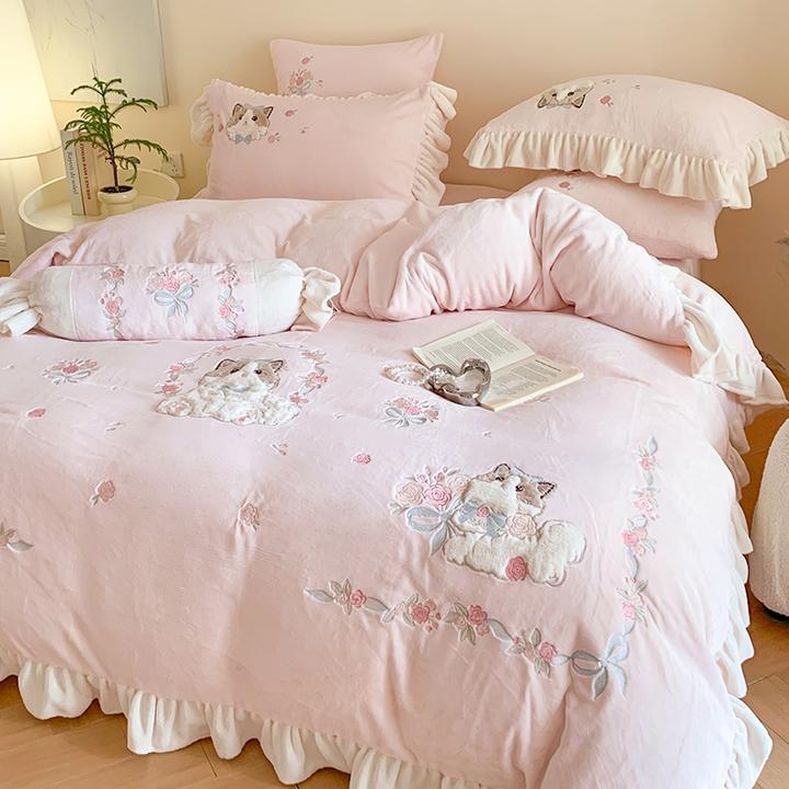 法式冬季少女心保暖加厚牛奶绒四件套可爱卡通猫刺绣被套床笠床品