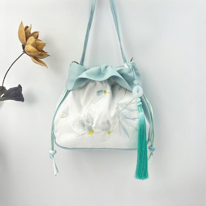 现货【短剧同款】LY2025古风包旅游刺绣斜挎包汉服国风旗袍包大容量