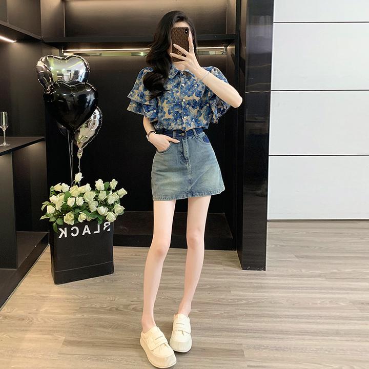 荷叶边碎花上衣衬衫女夏宽松衬衣复古蓝牛仔短裙防走光a字半身裙
