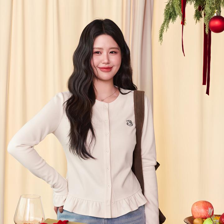 知葵微胖定制【甜系kitty】秋冬甜美慵懒KT刺绣花边下摆针织衫8926