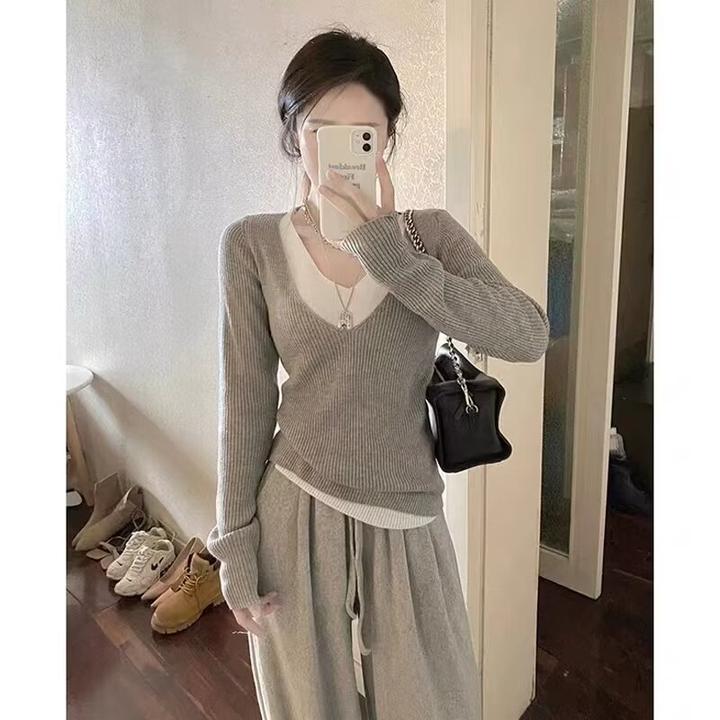 假两件v领毛衣针织衫女装秋冬季2023新款早秋装灰色内搭打底上衣