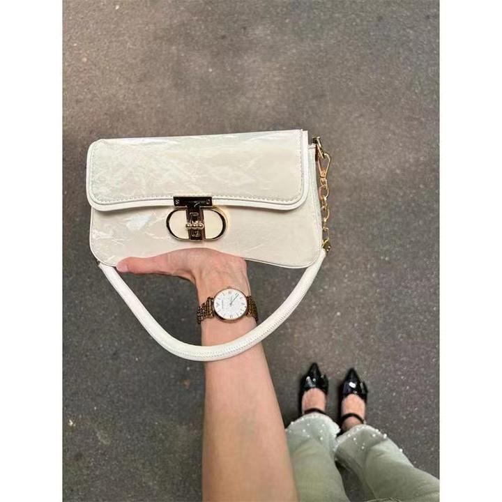 小众设计法棍轻奢腋下包2025新款法式高级感时尚百搭通勤单肩包女