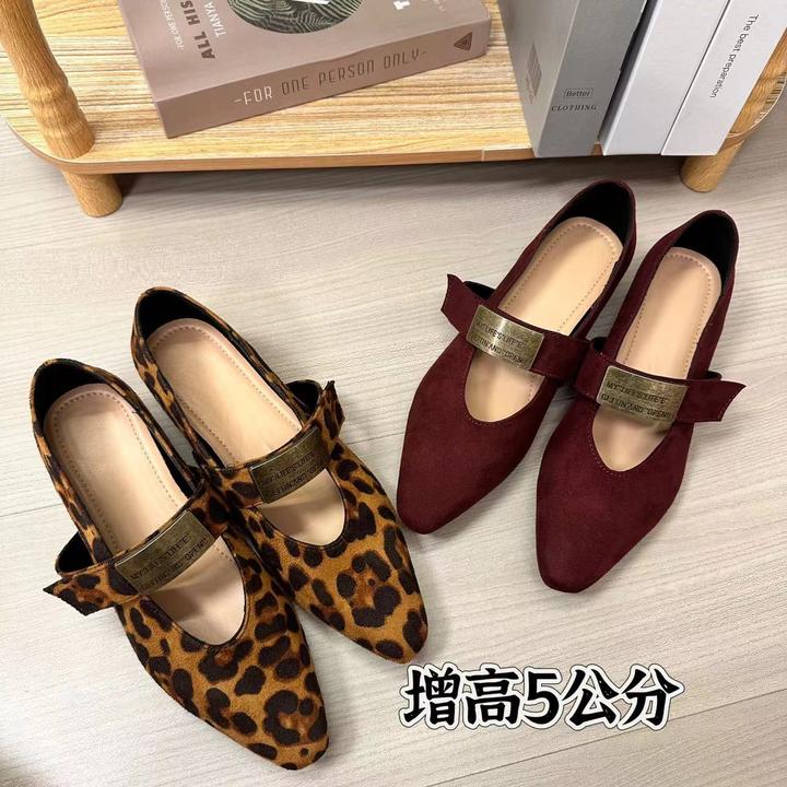 〖万达撤柜〗豹纹玛丽珍鞋新款法式尖头芭黄舞小个子内增高外穿复