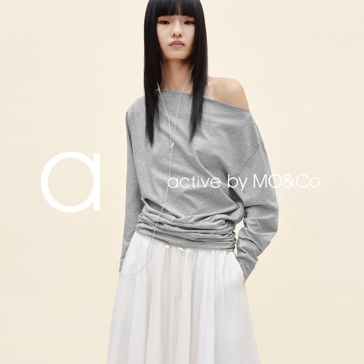 【active系列】MOCO上衣2025秋新品棉质捏褶露肩T恤MBE3TEE027