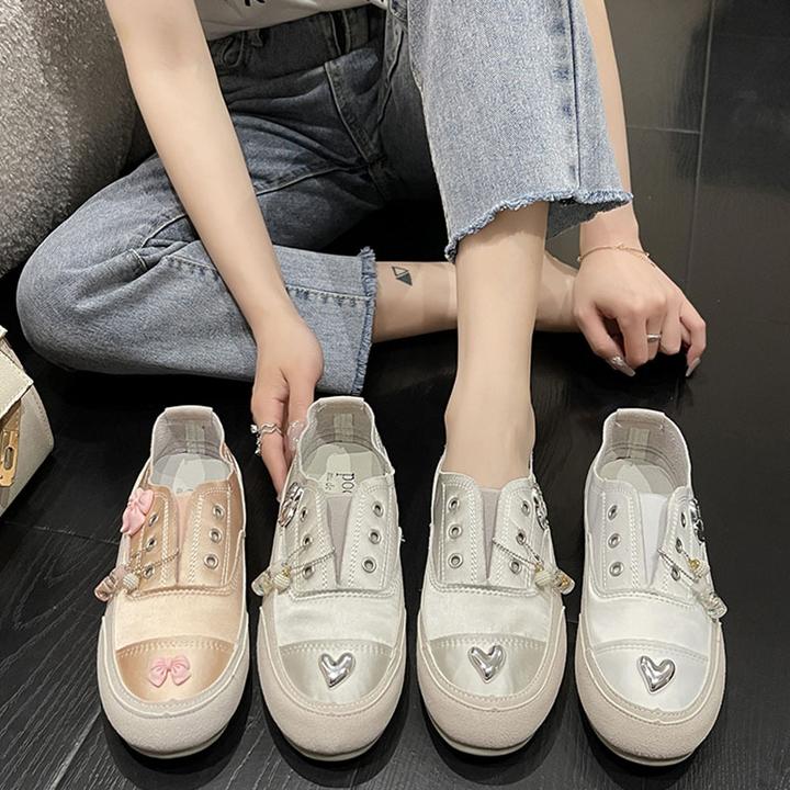 一脚蹬小白鞋女批发春秋季新款蝴蝶结小众设计复古风百搭平底单鞋