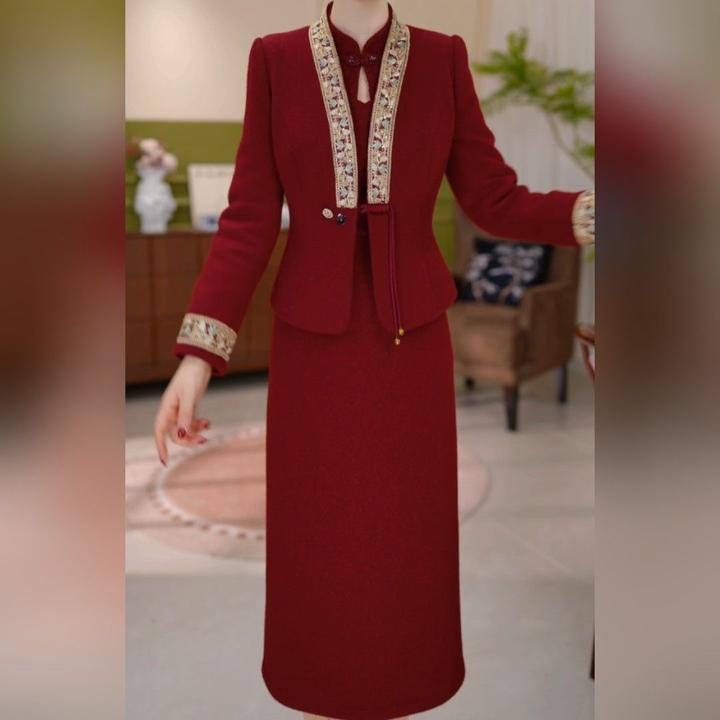 雪花绒两件套2025秋季新款时尚气质修身显瘦新中式外套连衣裙套装