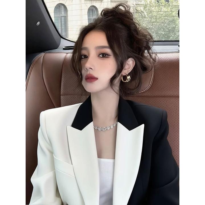 黑白拼接西装外套2025秋季重要场合独特超好看时尚洋气高端短上衣