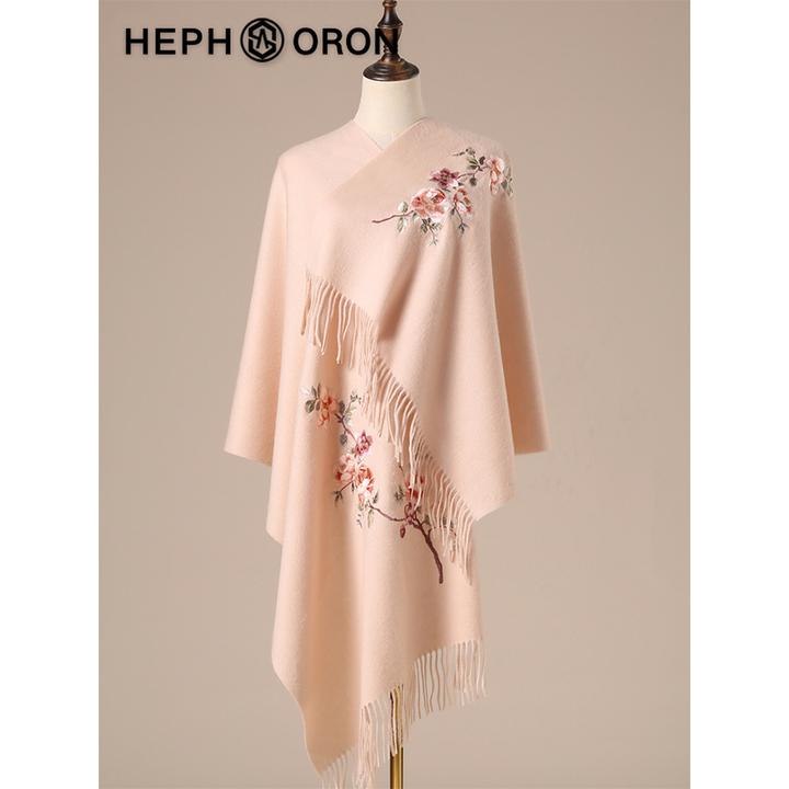 羊毛旗袍披肩最新款2025爆款高端国风刺绣保暖围巾送长辈礼盒装