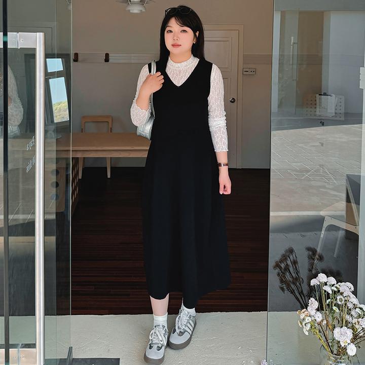 大码女装外穿内搭背心裙女显瘦连衣裙2025春款胖mmv领针织裙