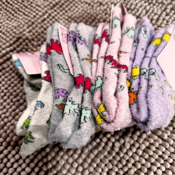 珊瑚绒加厚加绒女袜秋冬居家保暖可爱中筒月子睡眠地板袜