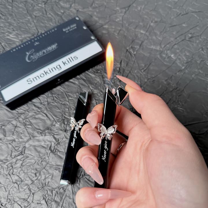 苏苏原创新款高颜值暗黑蝴蝶打火机高级小众设计送男女友情侣礼物