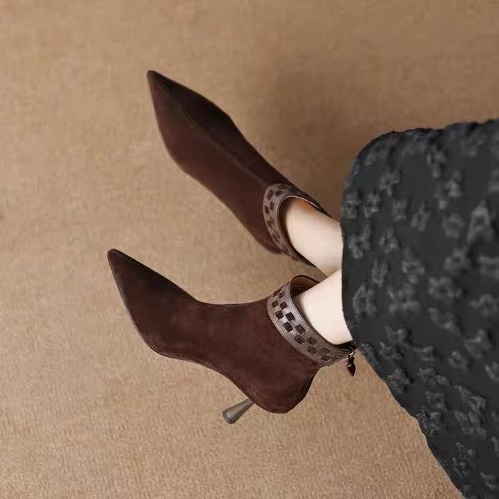 细跟短靴女复古磨砂气质简约裸靴2025新款秋冬尖头高跟鞋法式踝靴