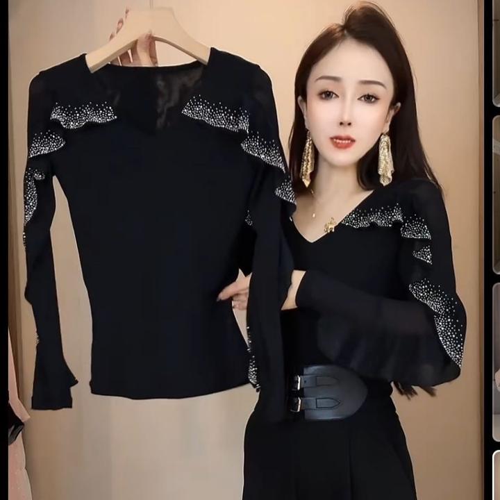 2025春季新款烫钻荷叶边拼接弹力网纱修身显瘦百搭V领网红爆款T恤