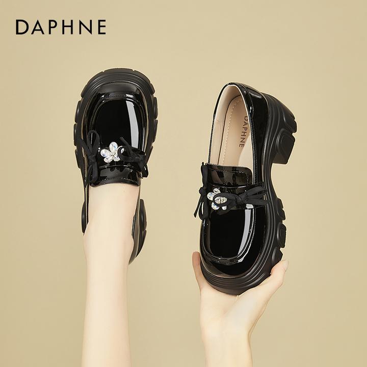 达芙妮厚底乐福鞋女鞋2025新款春款英伦风黑色单鞋高跟松糕小皮鞋