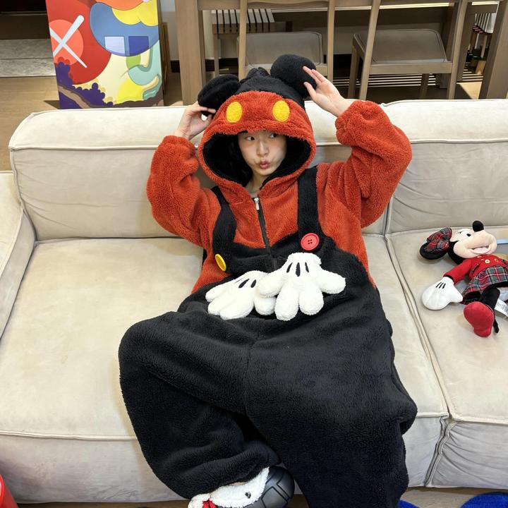 卡通米奇睡衣珊瑚绒连体睡袍男女款冬季加绒加厚一体式情侣家居服