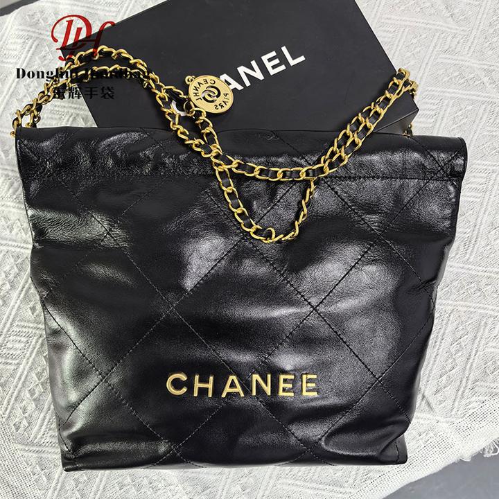 黑金单肩包时尚设计羊皮材质菱格大容量手提包