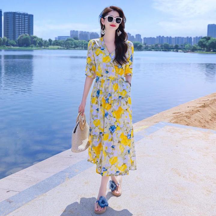 FAVMARTHA度假风2025年新款长裙沙滩裙仙女妈妈宽松大码v领高级棉