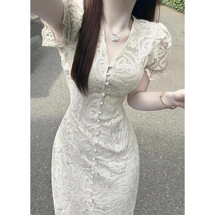韩系氛围感穿搭蕾丝领连衣裙女夏高级感超好看法式气质中长裙子