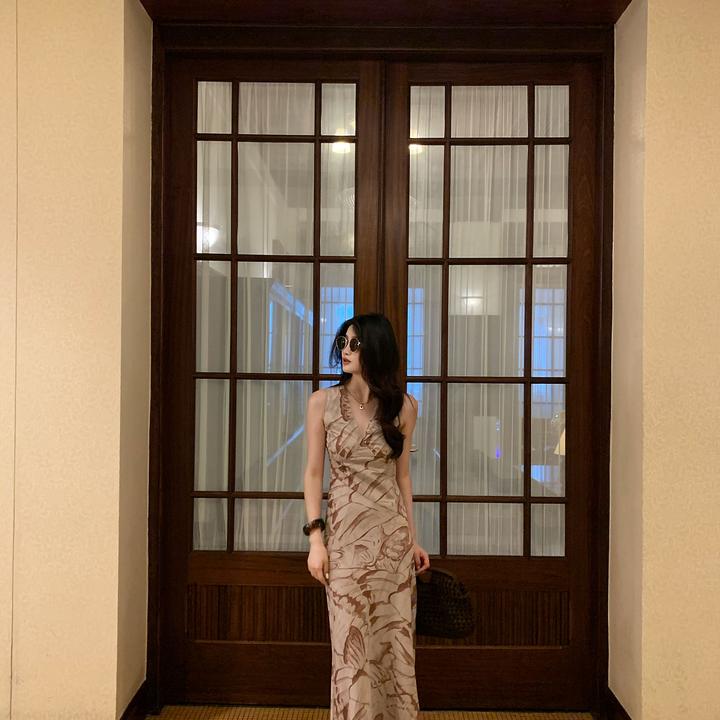 Ah·Jing 梓静【】浪漫蝴蝶印花深修身显瘦连衣裙0534