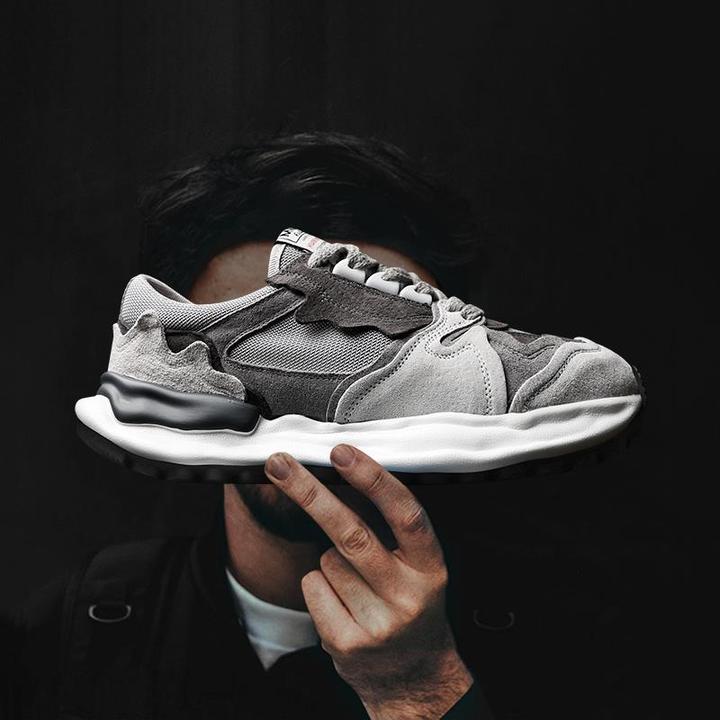 复古真皮阿甘运动鞋小众原创溶解鞋日系解构男鞋老爹鞋子男夏季潮