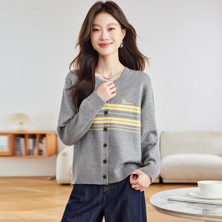 法芬图撞色条纹圆领针织开衫女覆古气质通勤短款小个子上衣外套秋