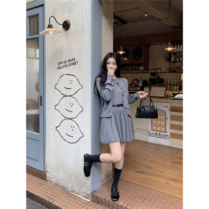 复古设计感圆领长袖毛衣开衫百褶背心裙2025秋季新款两件套女chic