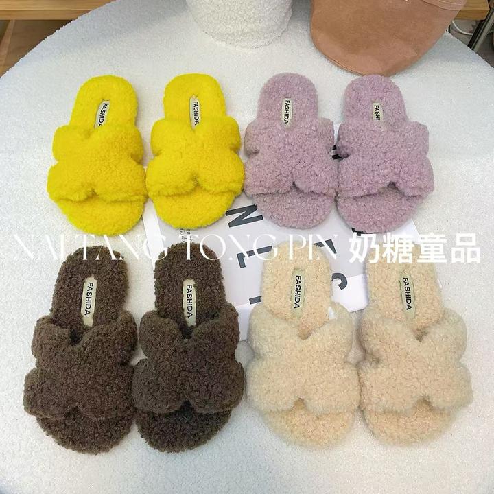 【糯叽叽】韩版儿童简约外穿毛毛拖鞋秋冬时尚百搭洋气女童网红拖鞋