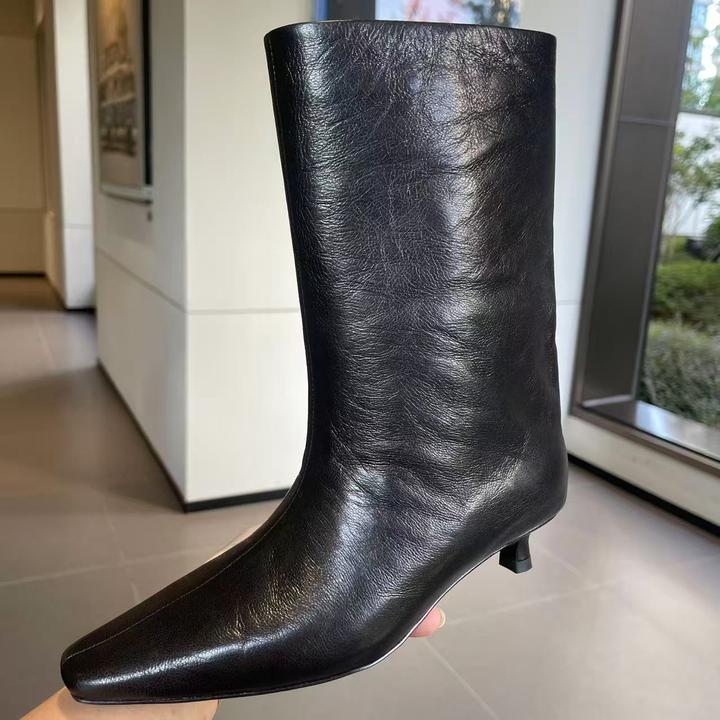 尖头黑色时尚女中筒靴