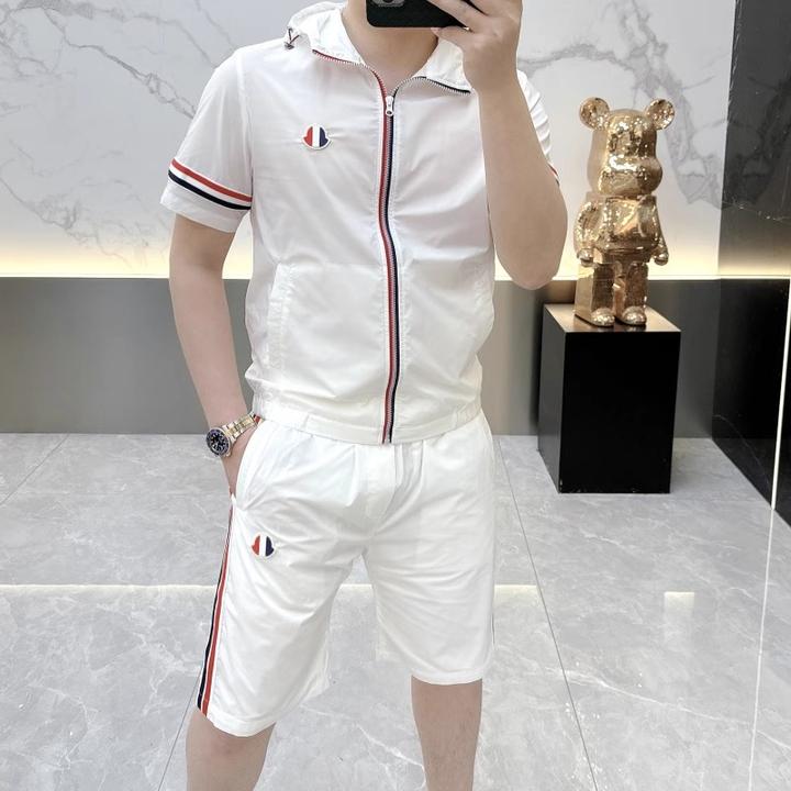 2025夏季新款潮牌运动套装修身帅气个性徽章连帽短袖短裤两件套男