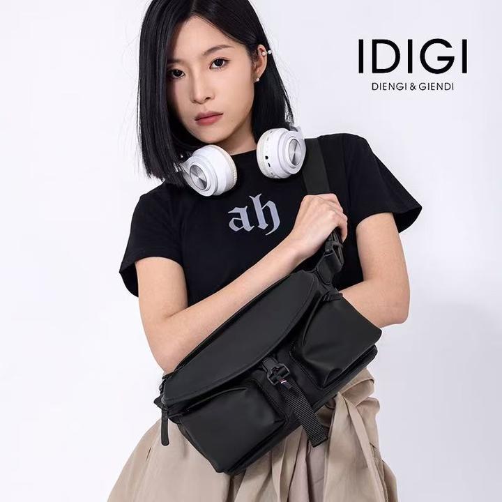 男女单肩斜挎包工装时尚潮流休闲潮牌胸包腰包邮差通勤背包